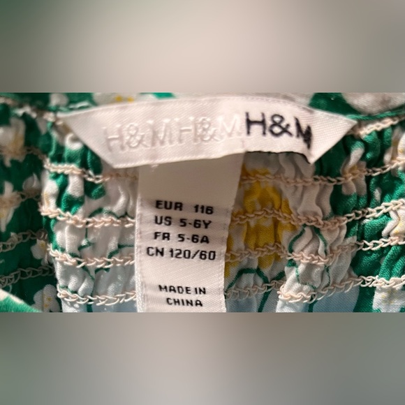 H&M Green Dress with White Floral Design - Picture 6 of 6